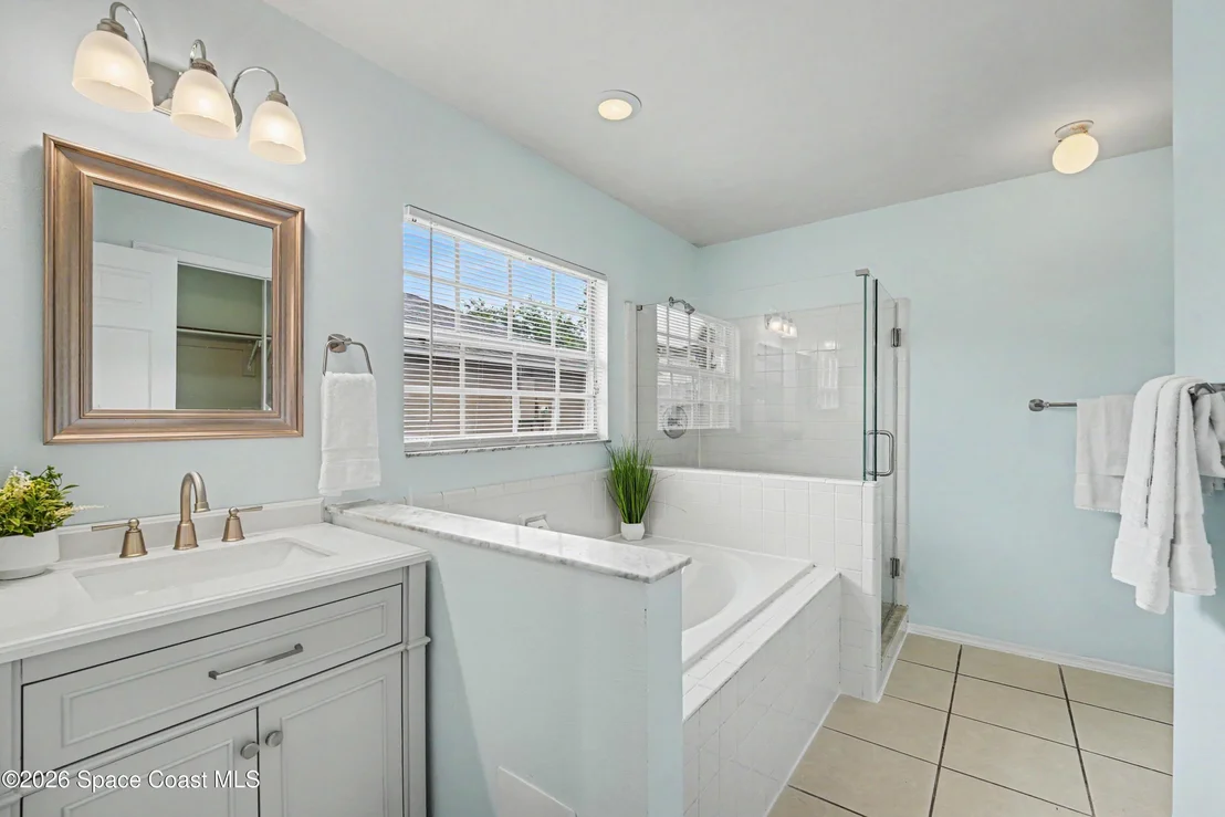 Photo of 4260 Silver Lake Drive