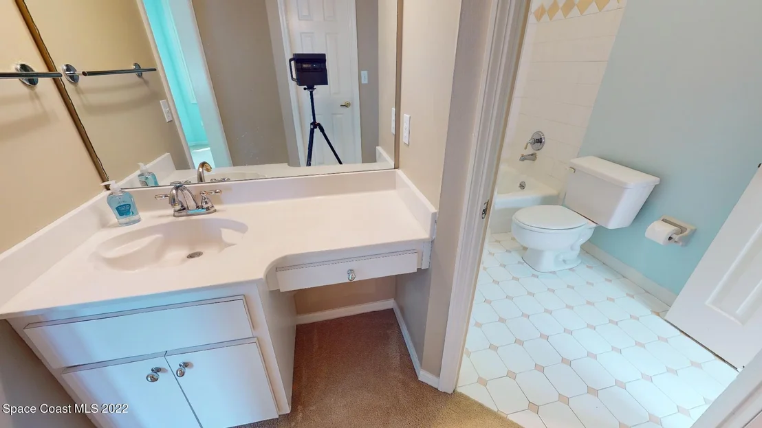 Photo of 3935 Hidden Oaks Lane