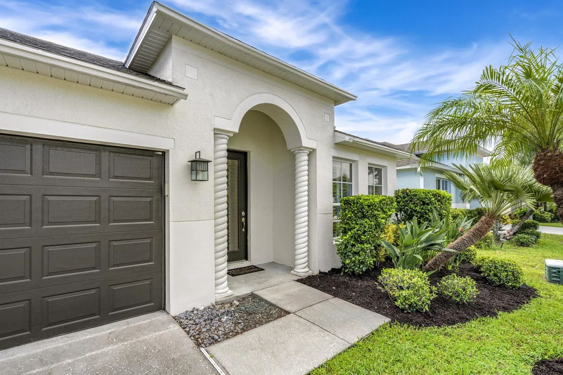 Photo of 371 Cressa Circle