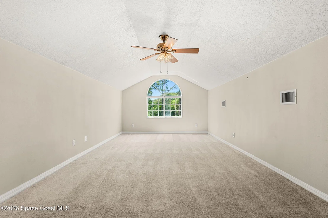 Photo of 1860 Windbrook Drive SE