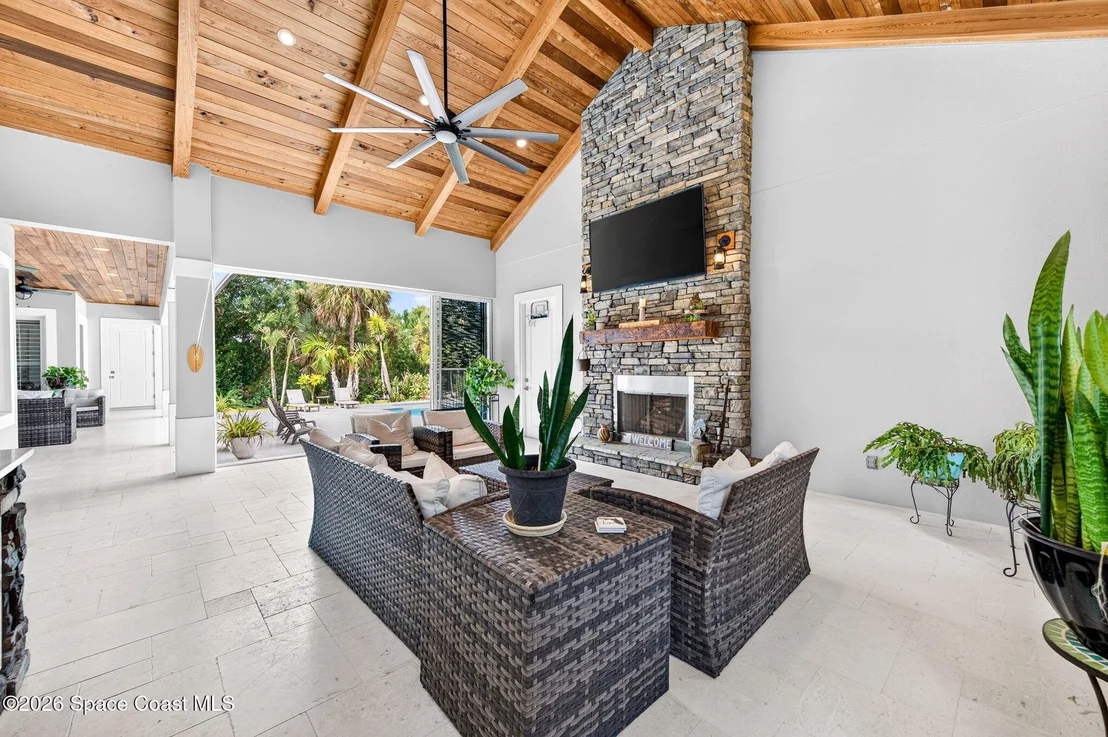 Photo of 3865 Reynolds Road