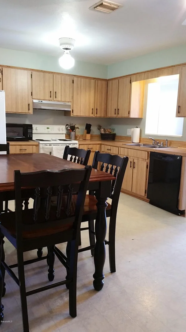 Photo of 2522 Diplomat Drive