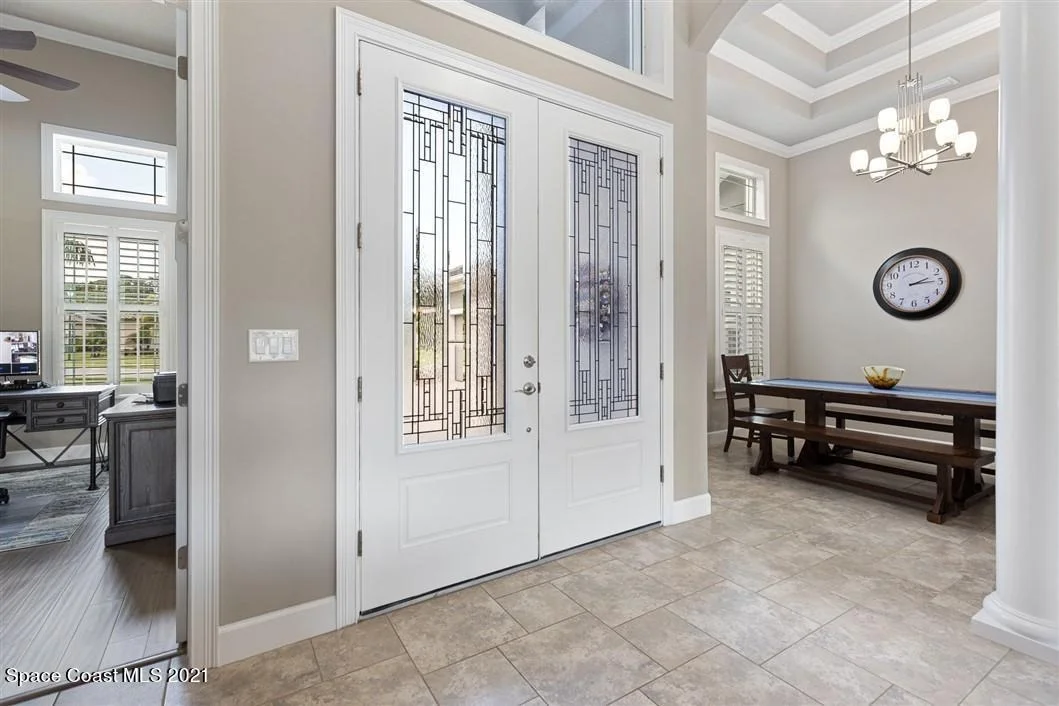 Photo of 823 Lorenza Place