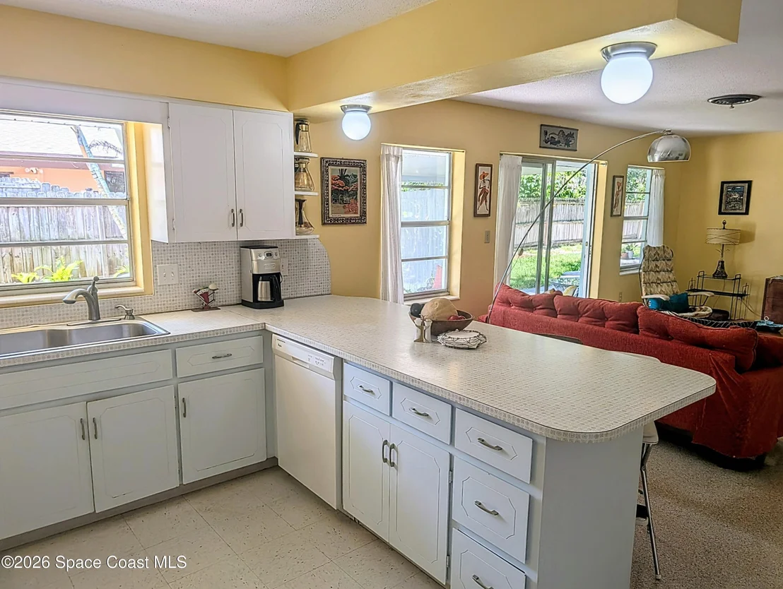 Photo of 615 Oak Ridge Drive