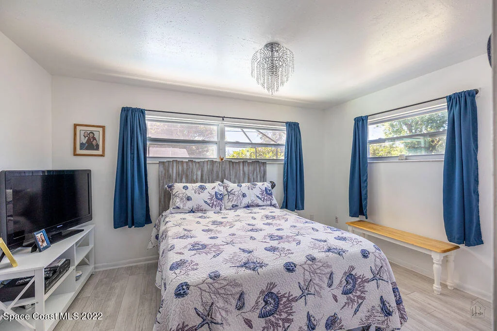 Photo of 1369 Estridge Drive