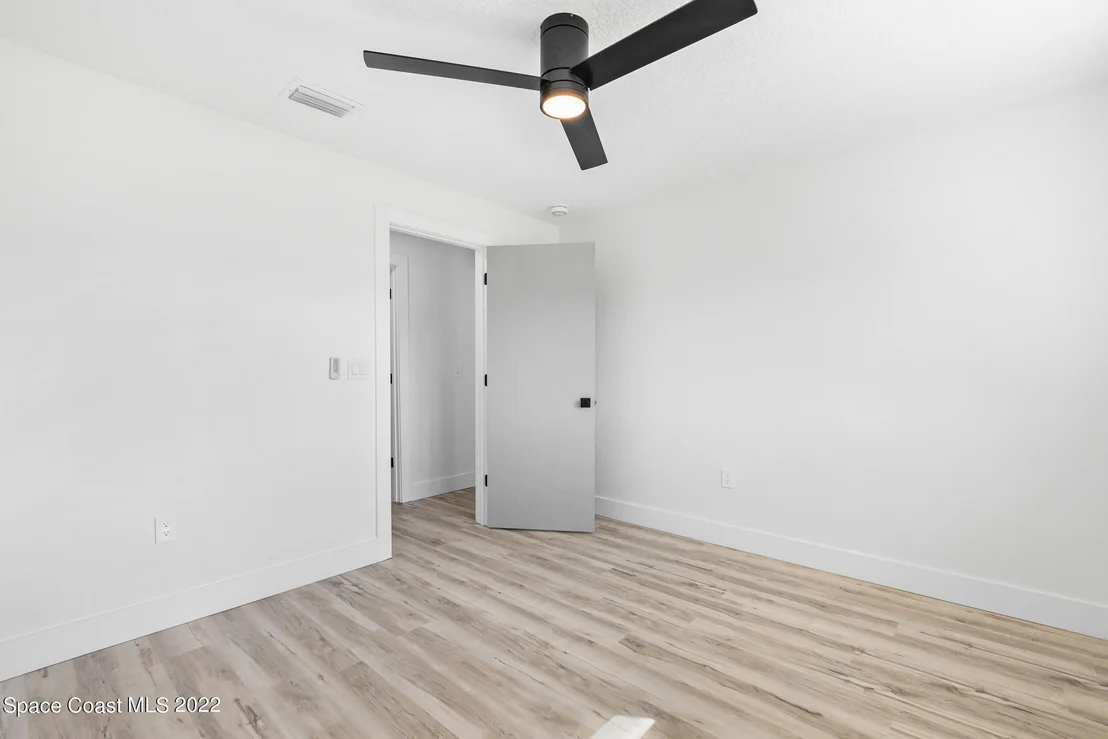 Photo of 77 W Bay Drive
