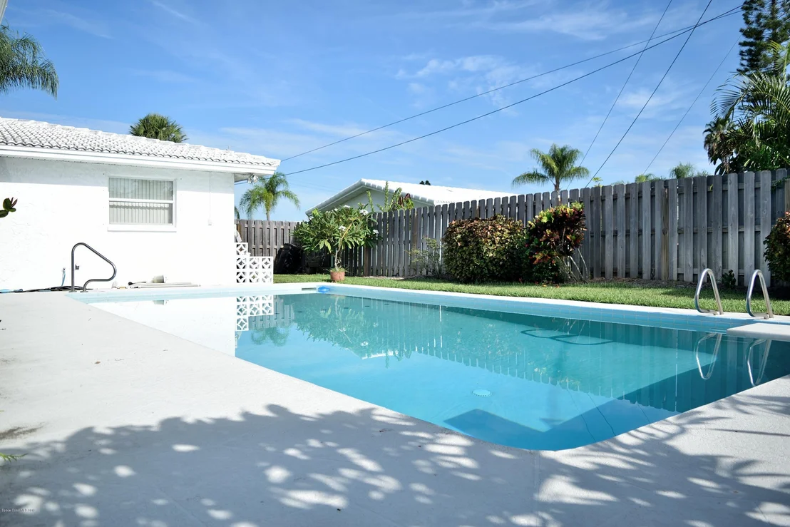 Photo of 372 Dorset Drive