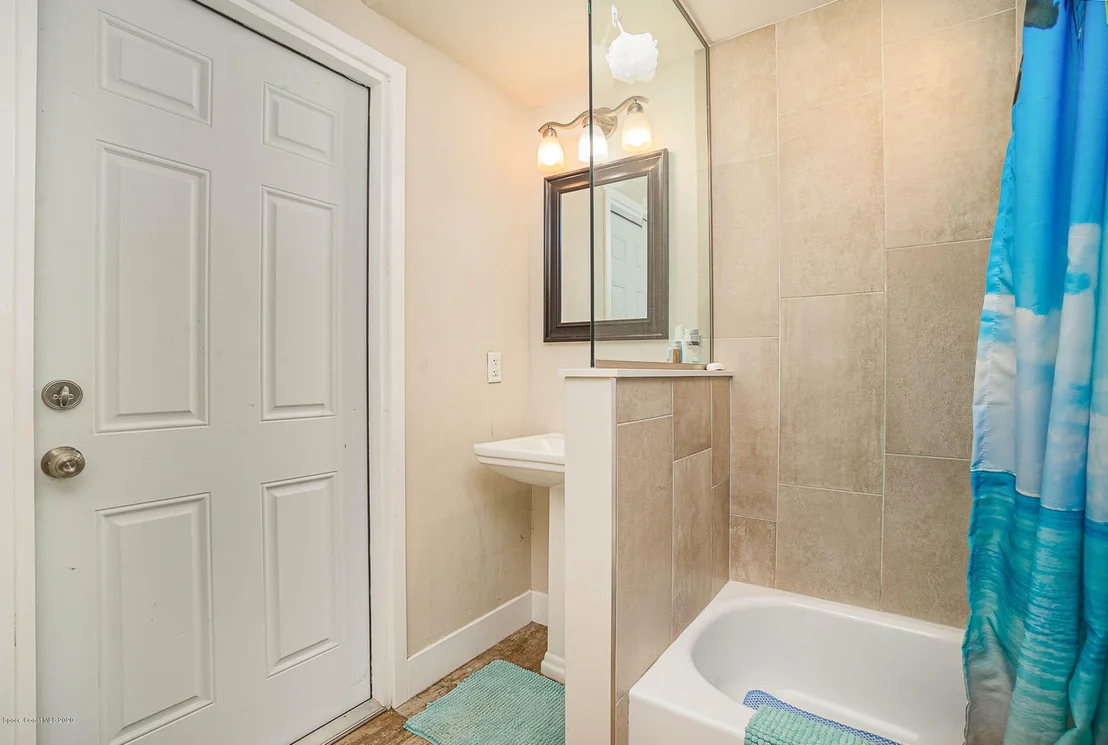 Photo of 111 Franklyn Avenue