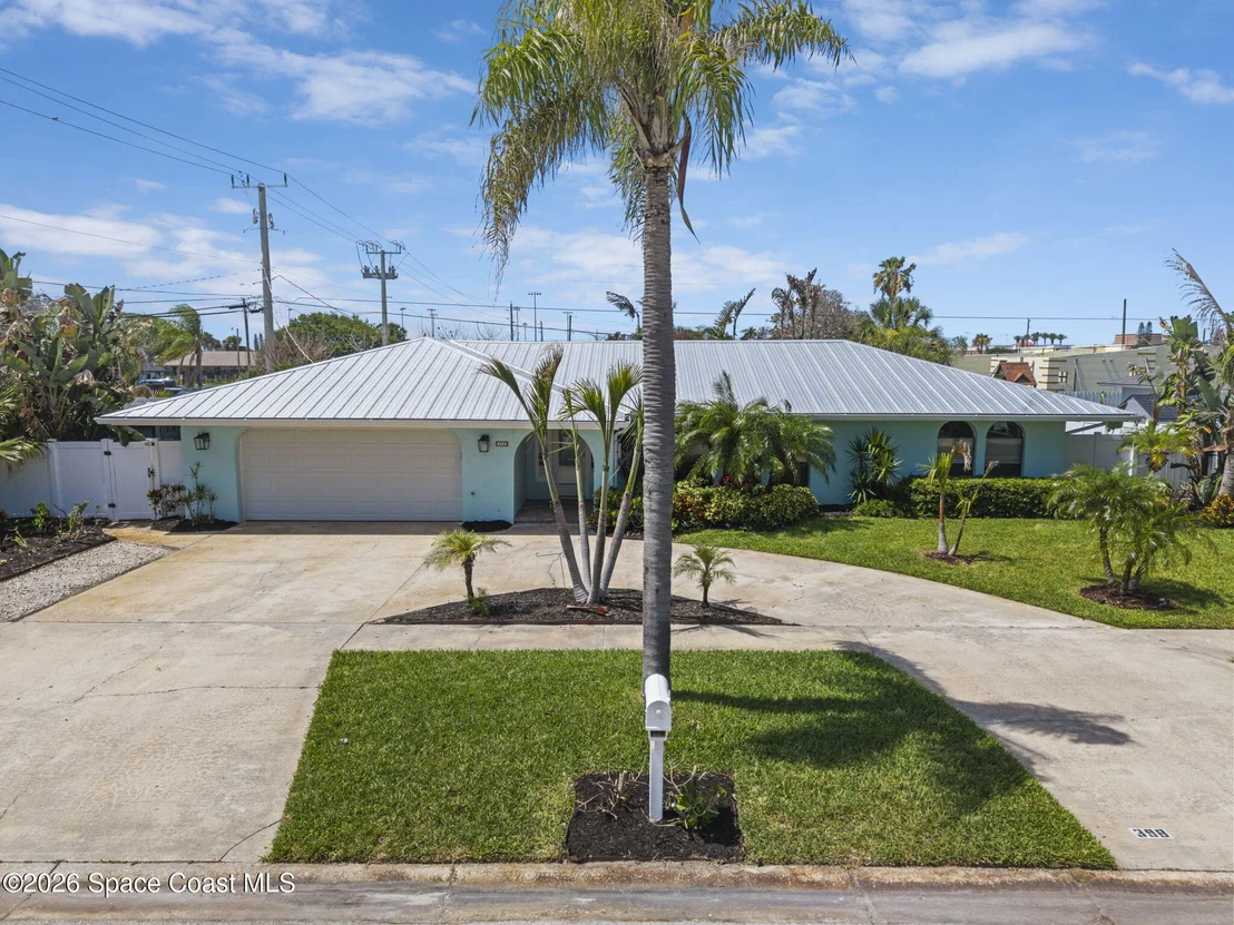 Photo of 398 Grant Avenue