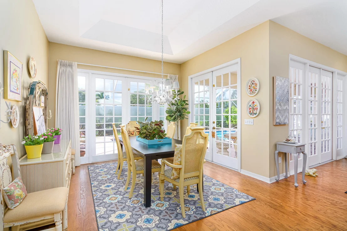 Photo of 463 Peregrine Drive