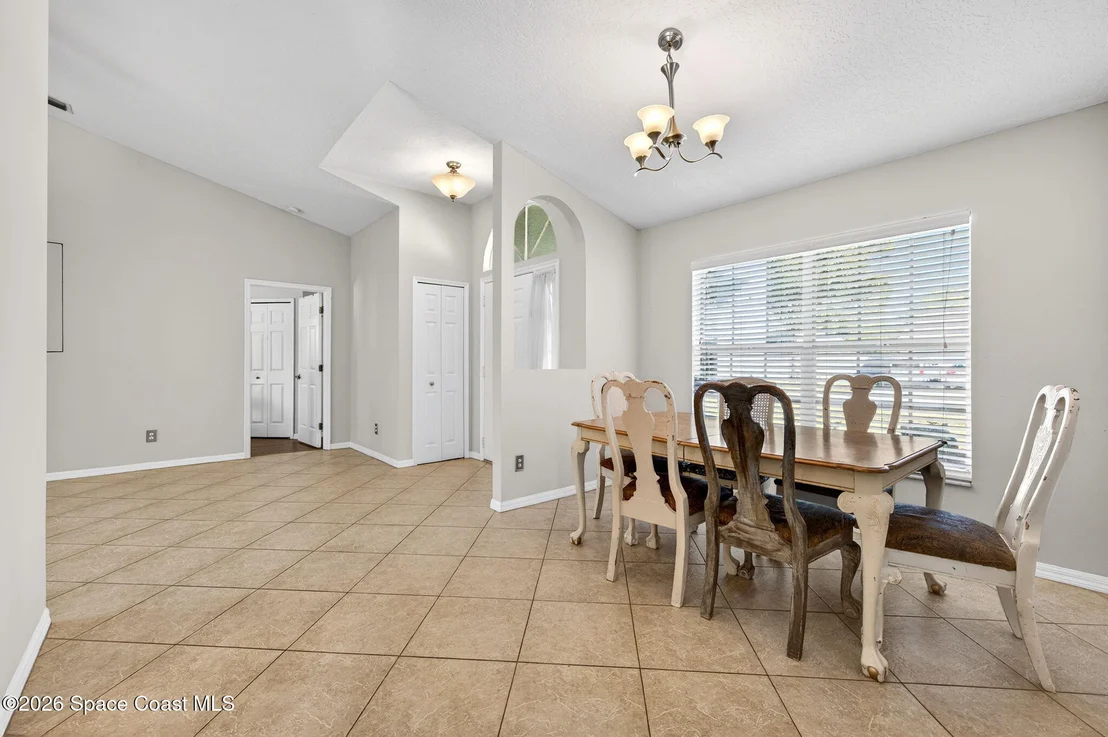 Photo of 5102 Cocoplum Avenue