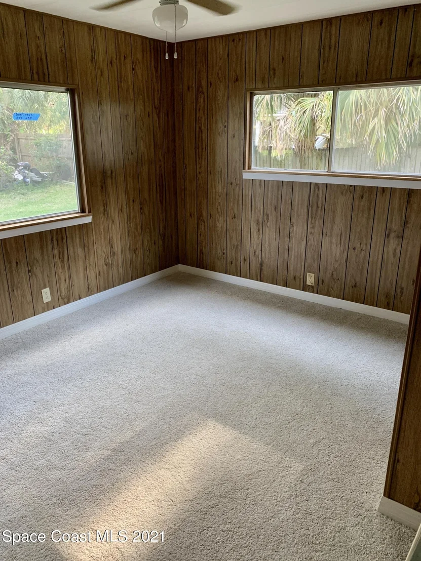 Photo of 195 Maplewood Boulevard