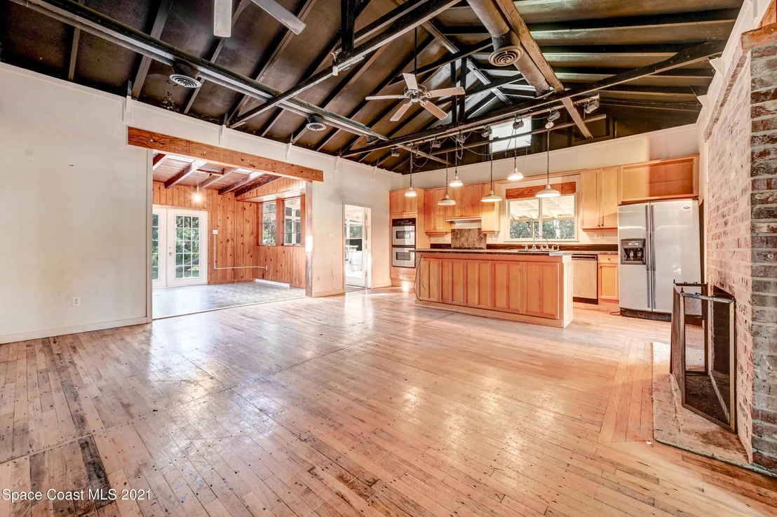 Photo of 6699 Sheridan Road