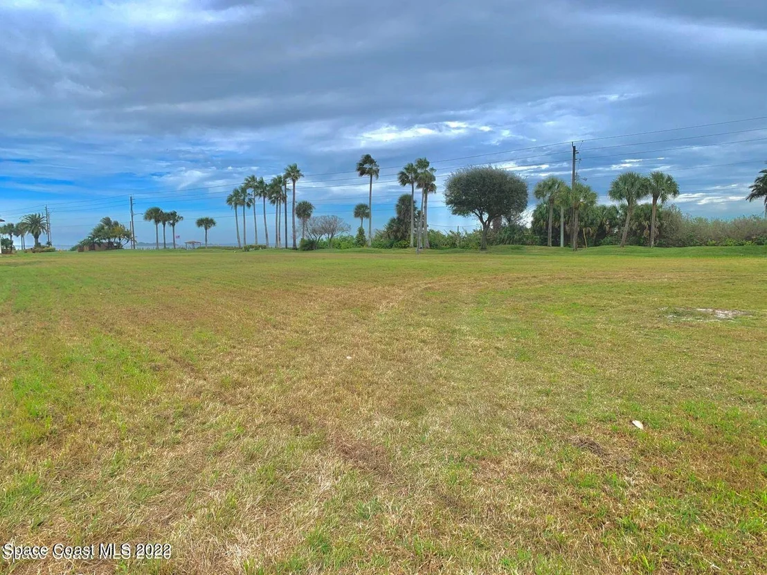 Photo of 295 Utopia Circle