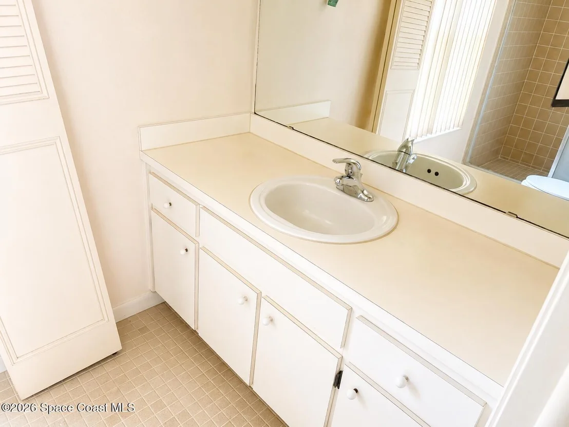 Photo of 255 Applewood Circle