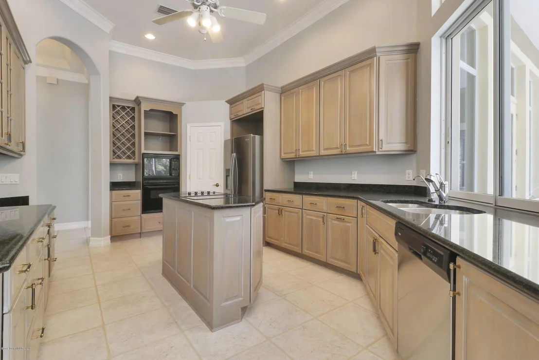 Photo of 5420 Willoughby Drive