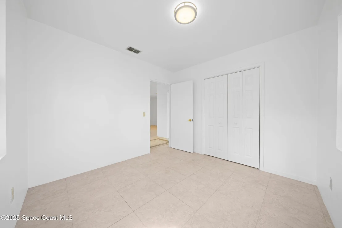 Photo of 2800 Alexander Avenue NE