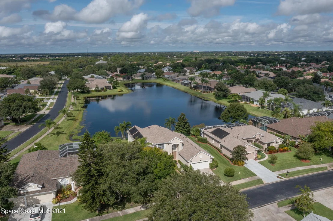 Photo of 5876 Arlington Circle