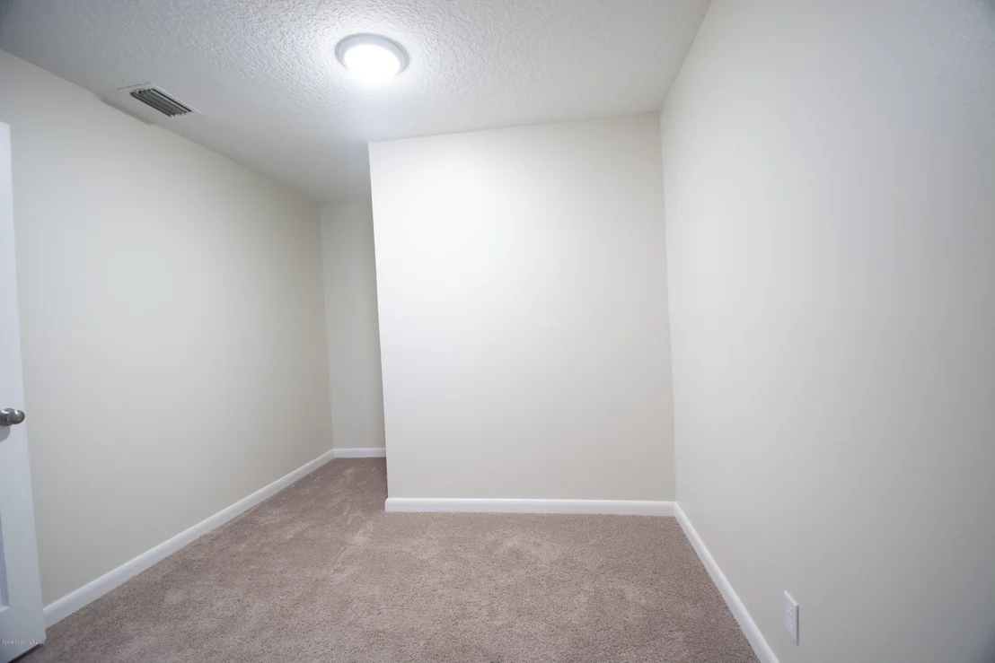 Photo of 401 Paul Washington Place