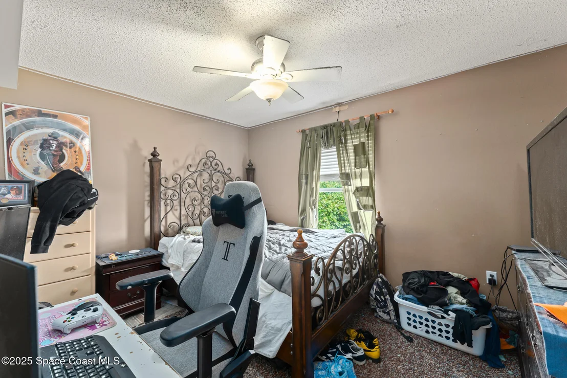 Photo of 6200 Edison Street