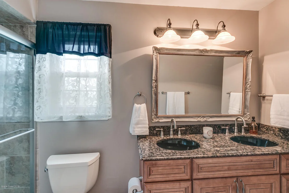 Photo of 685 Woodbridge Drive