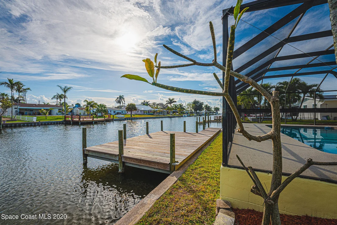 Photo of 347 Carmine Drive