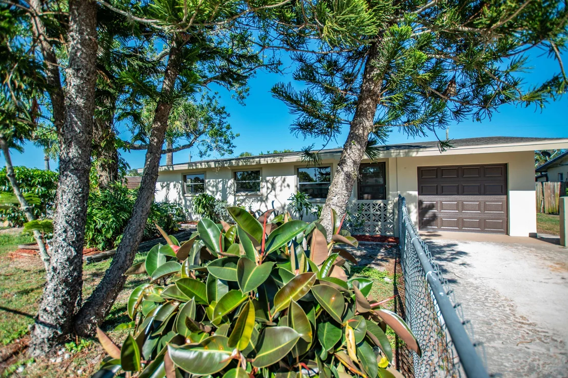 Photo of 2503 Marlowe Place