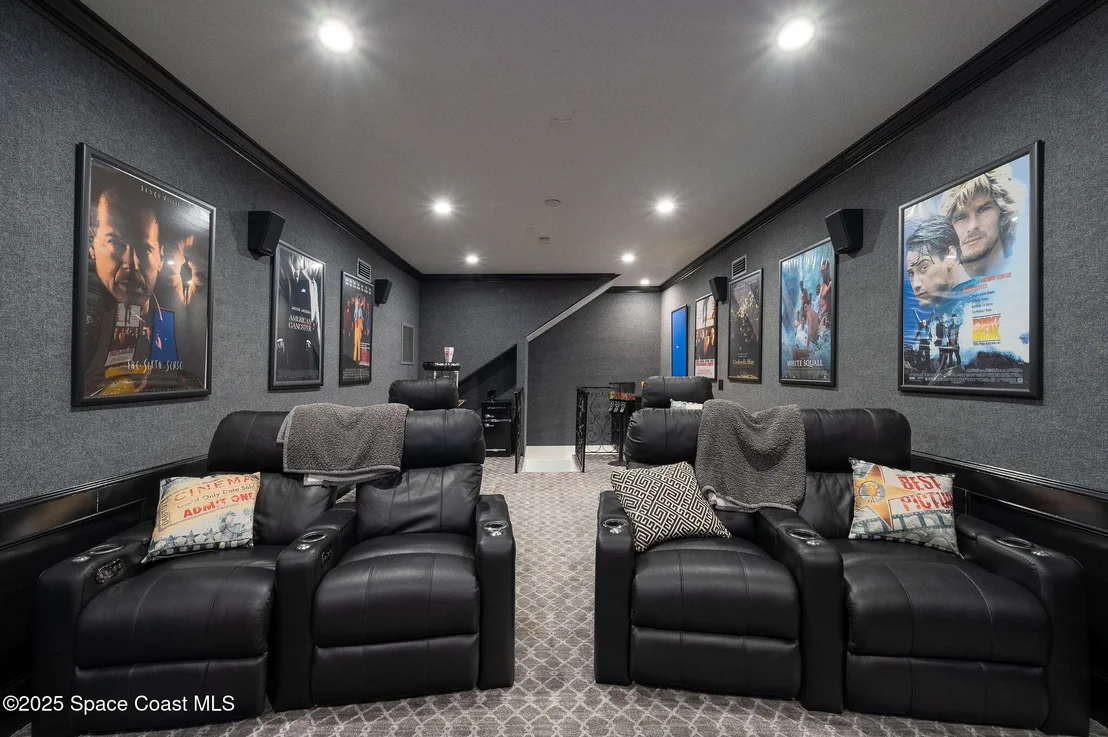 Photo of 4236 Hield Road NW