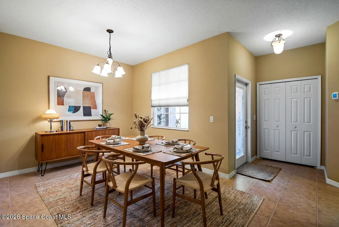 Photo of 1799 Tullagee Avenue