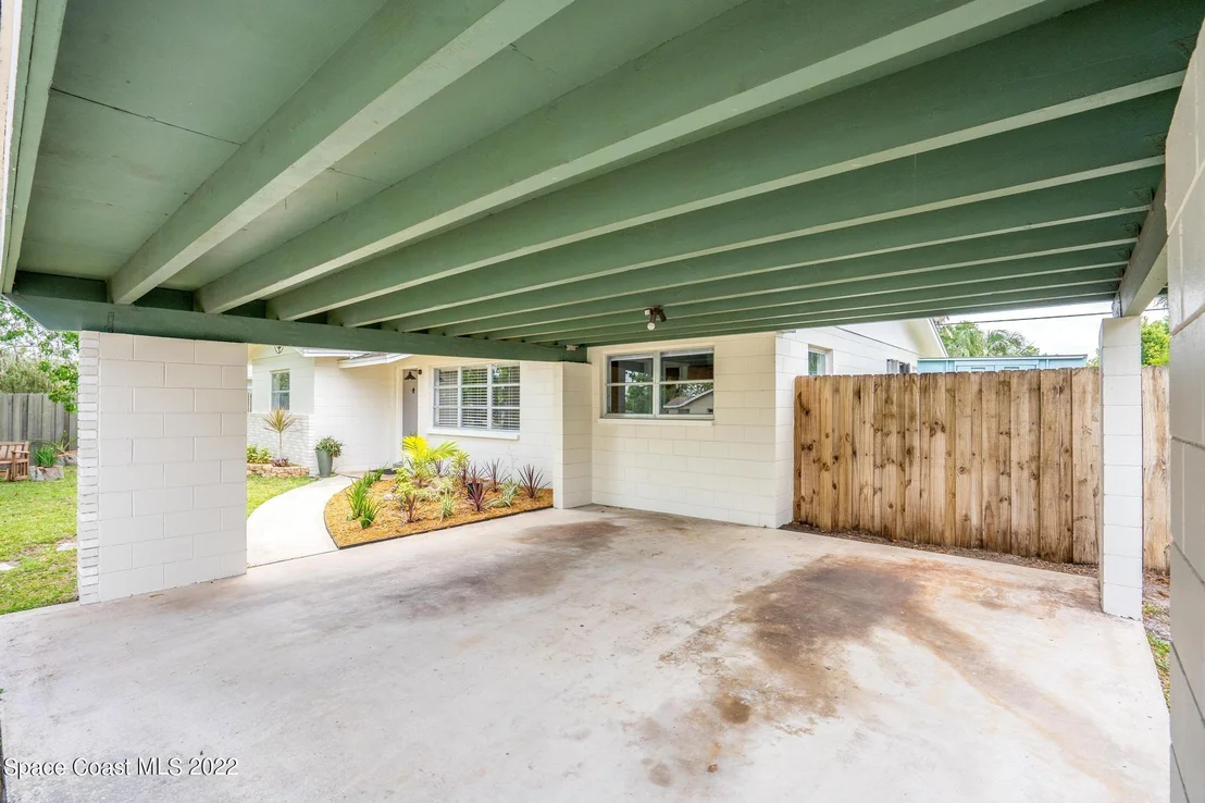 Photo of 973 Cardon Drive