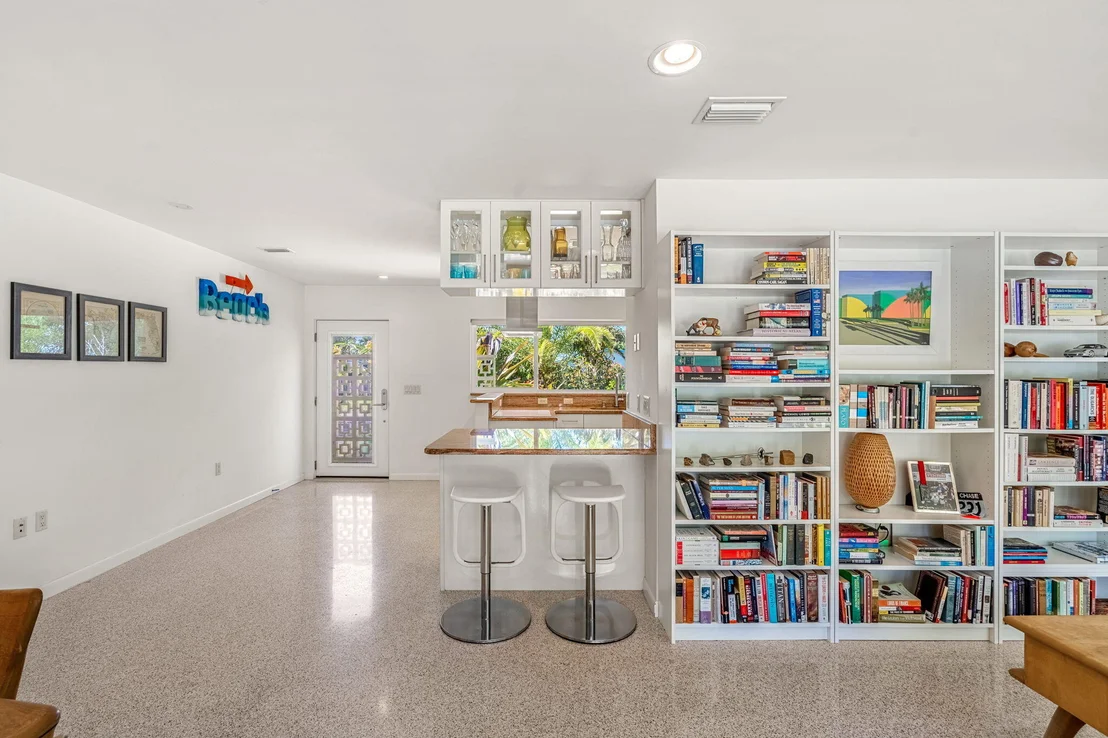 Photo of 401 2nd Avenue