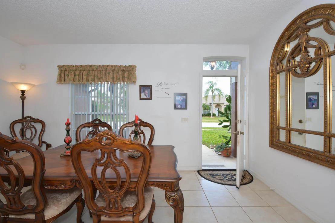 Photo of 725 Falls Creek Drive