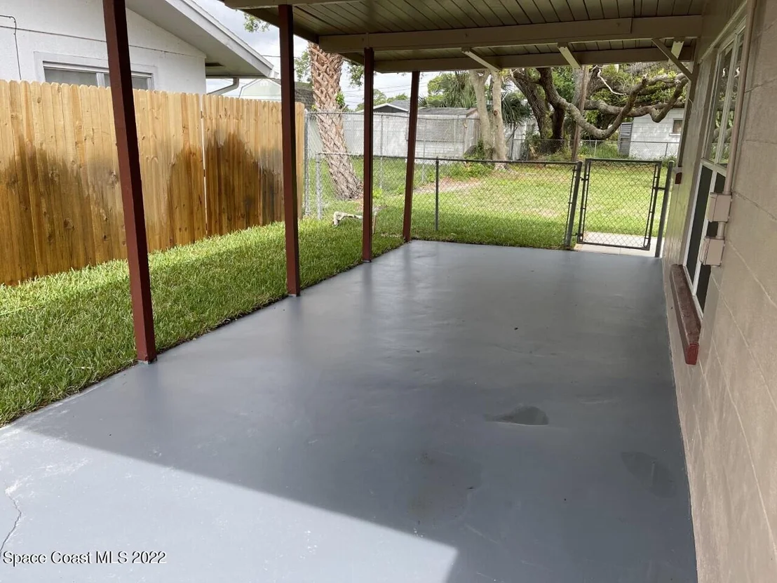 Photo of 2521 Vernon Drive NE