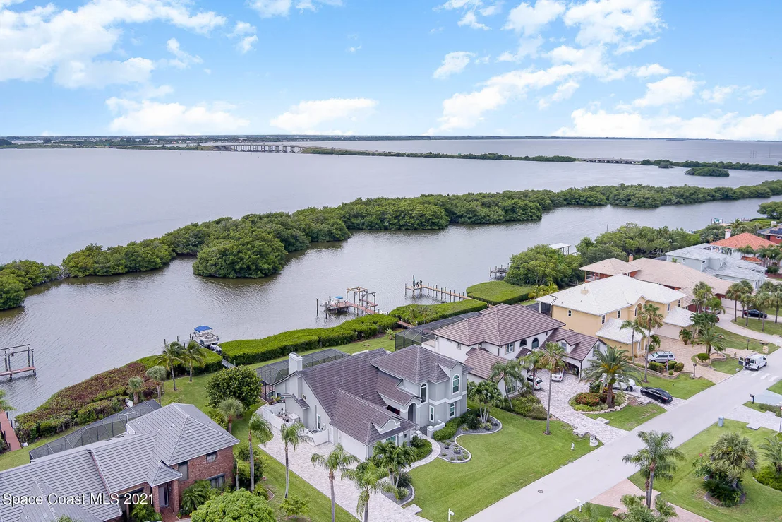 Photo of 412 Lanternback Island Drive