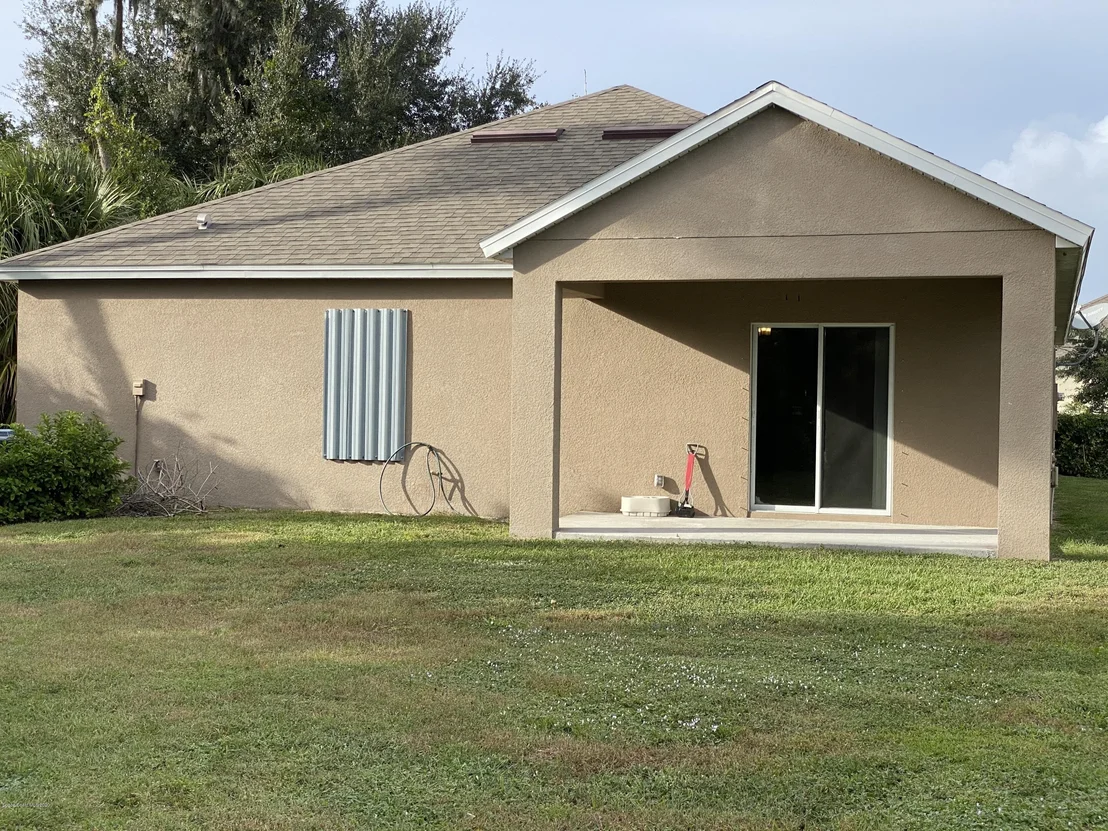 Photo of 2485 Falcon Lane