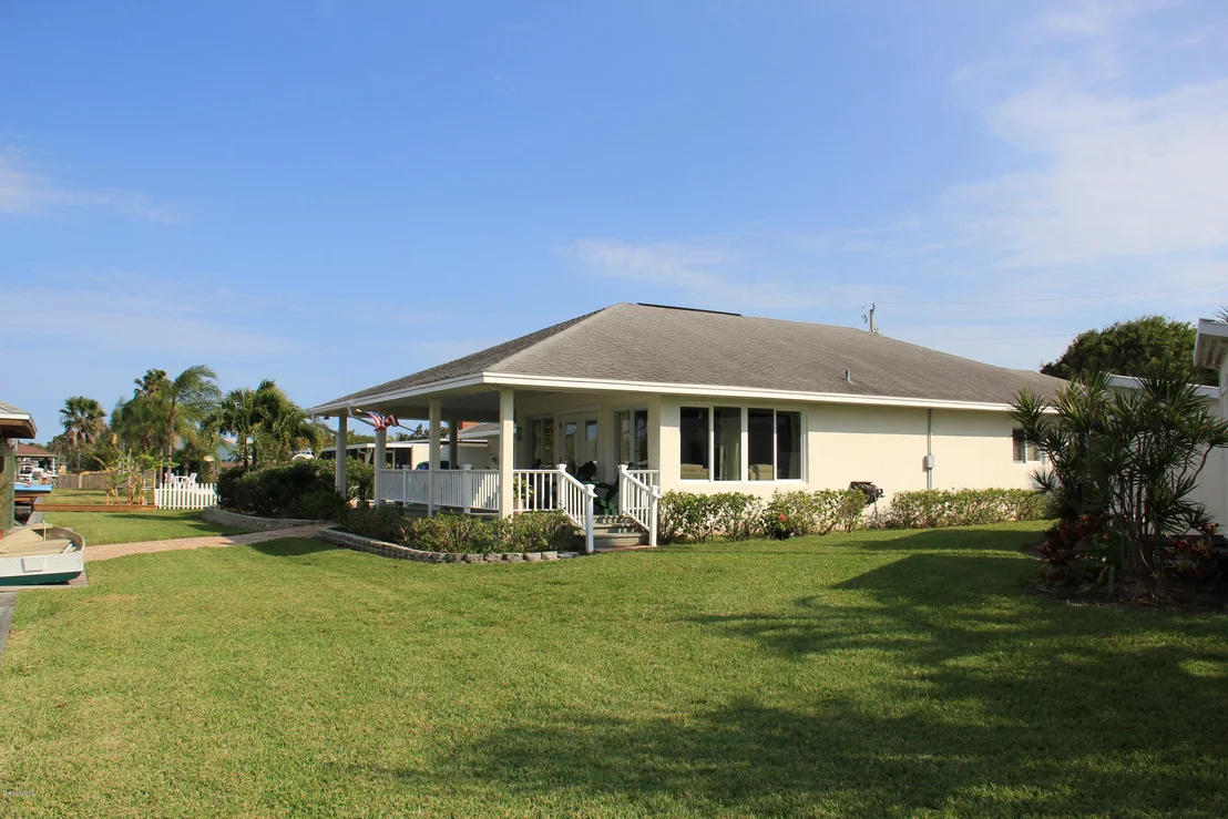 Photo of 452 Angelo Lane