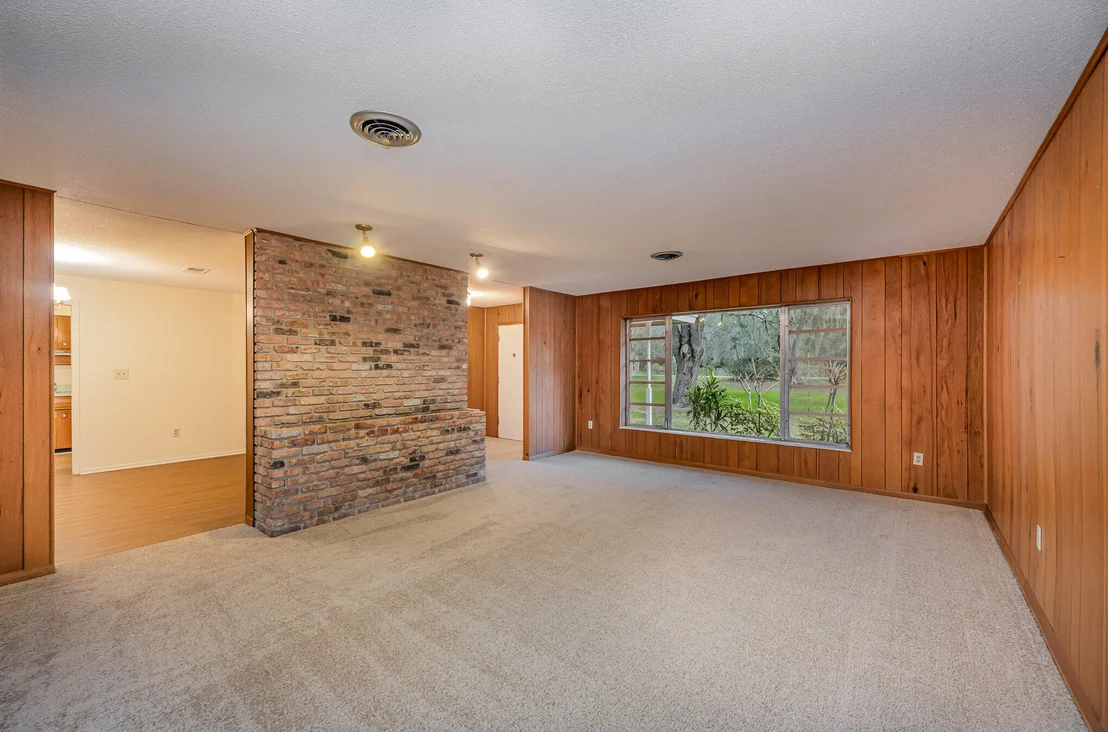Photo of 4225 Burkholm Road