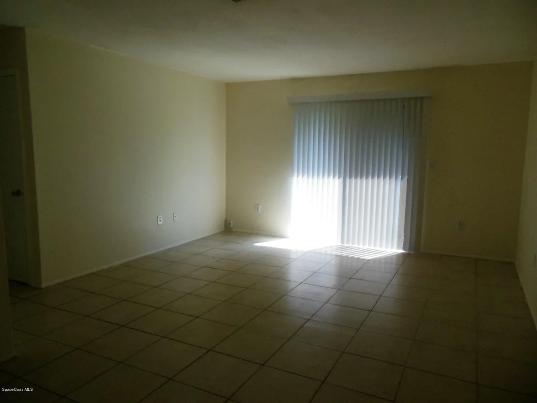 Photo of 2232 Flower Tree Circle