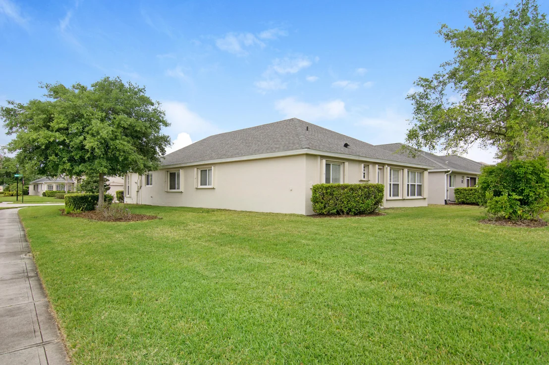Photo of 7257 Broderick Drive