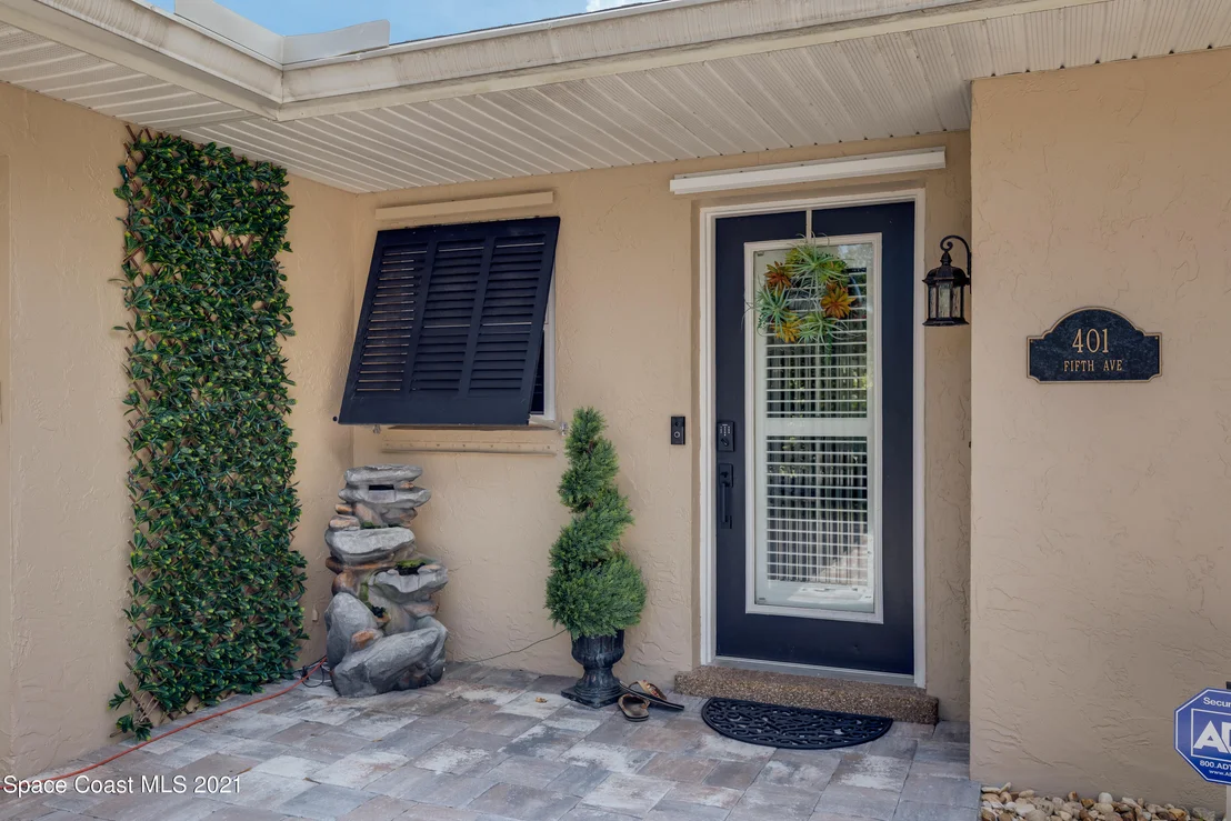 Photo of 401 5th Avenue
