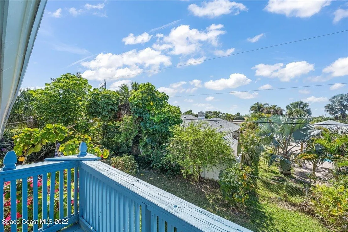 Photo of 311 Cocoa Avenue