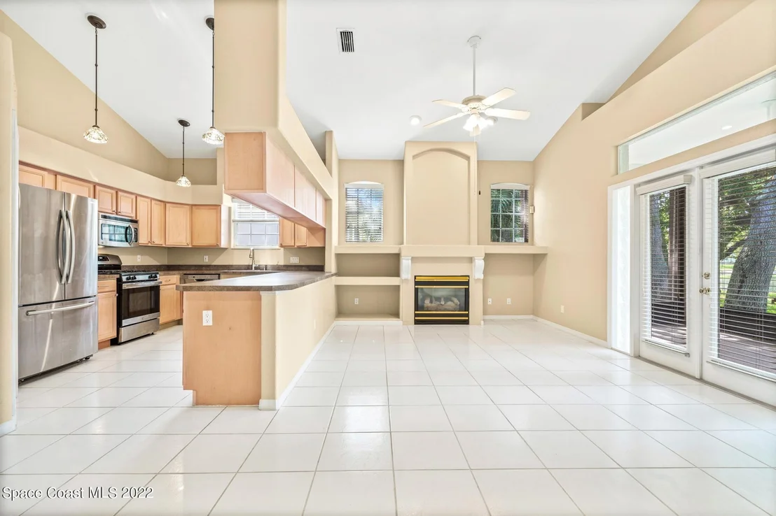 Photo of 901 Suntree Woods Drive