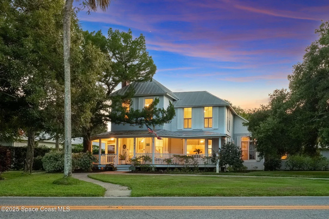 Photo of 607 Rockledge Drive