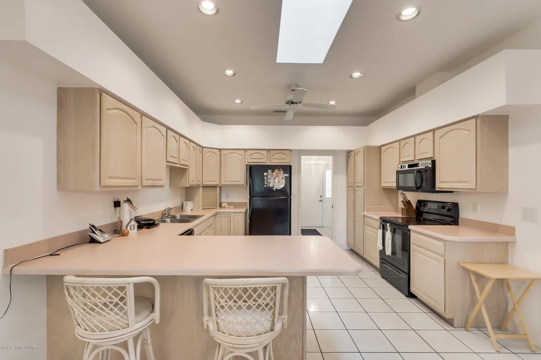 Photo of 2035 Grant Road