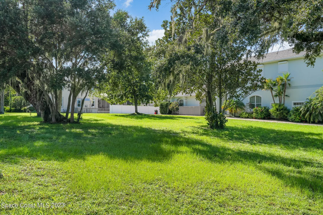 Photo of 1479 Rockledge Drive