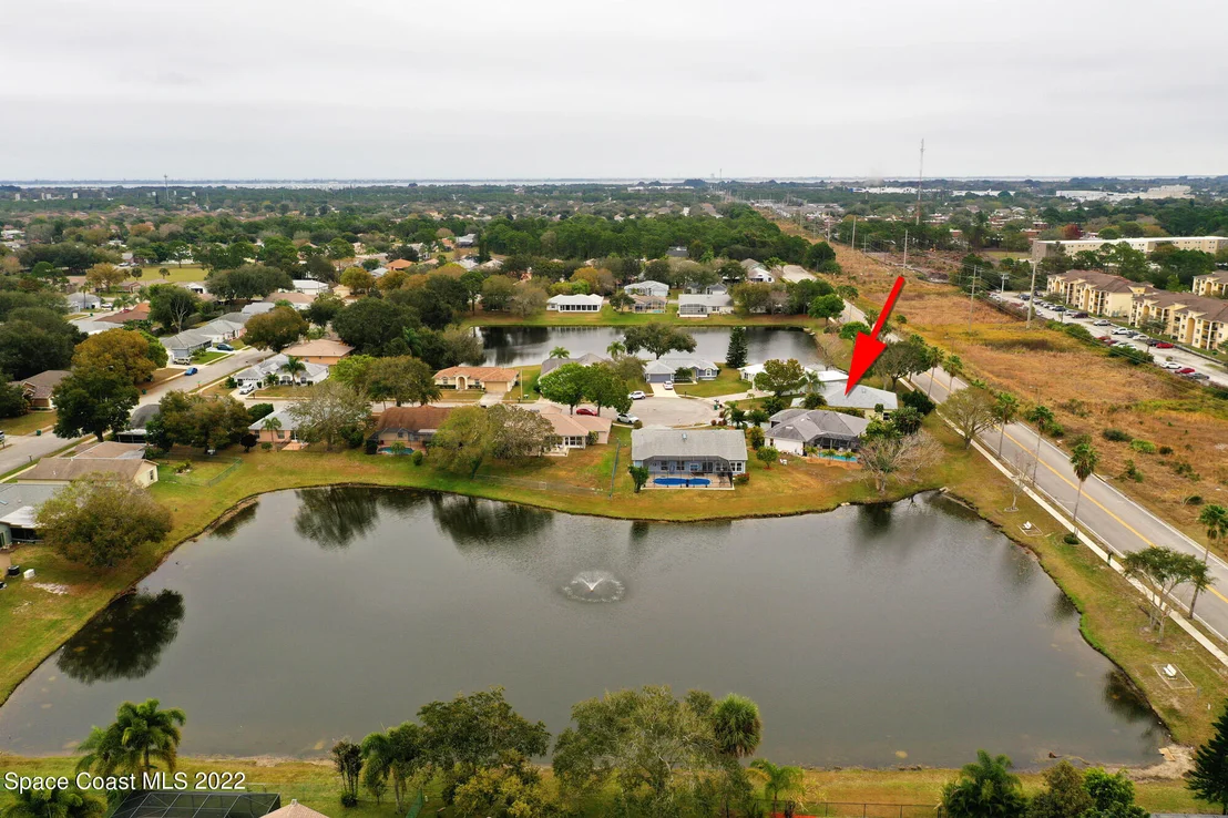 Photo of 4374 S Lakes Circle