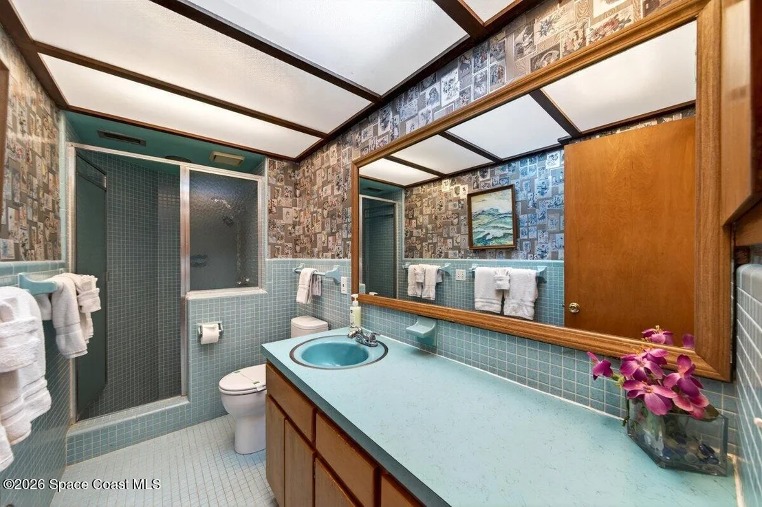 Photo of 200 Rose Drive