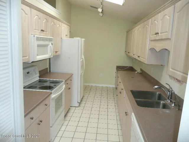 Photo of 1084 S Fork Circle