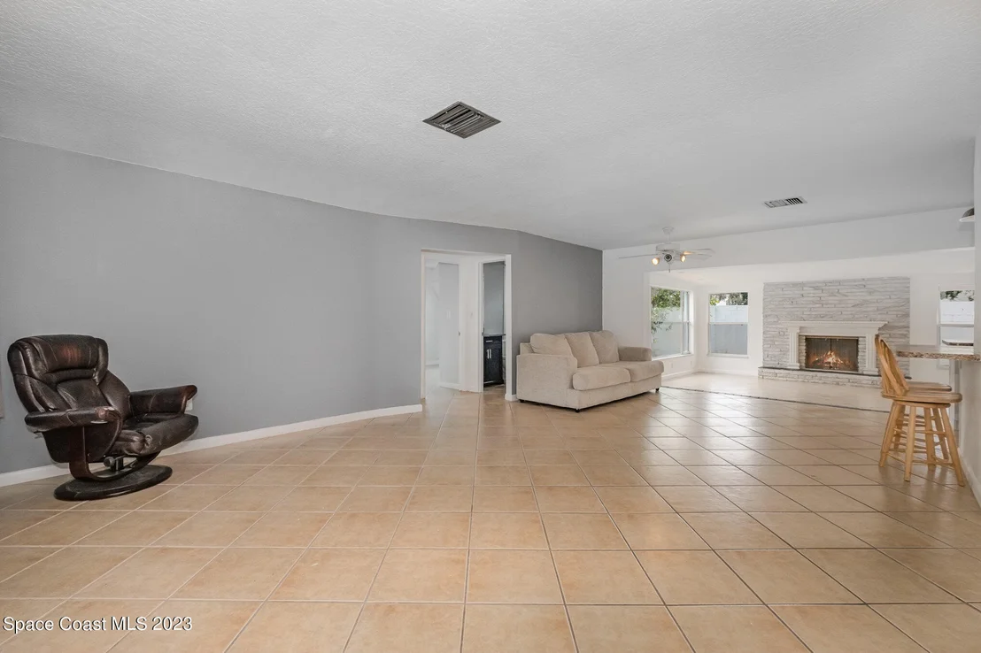 Photo of 2435 Sadler Lane