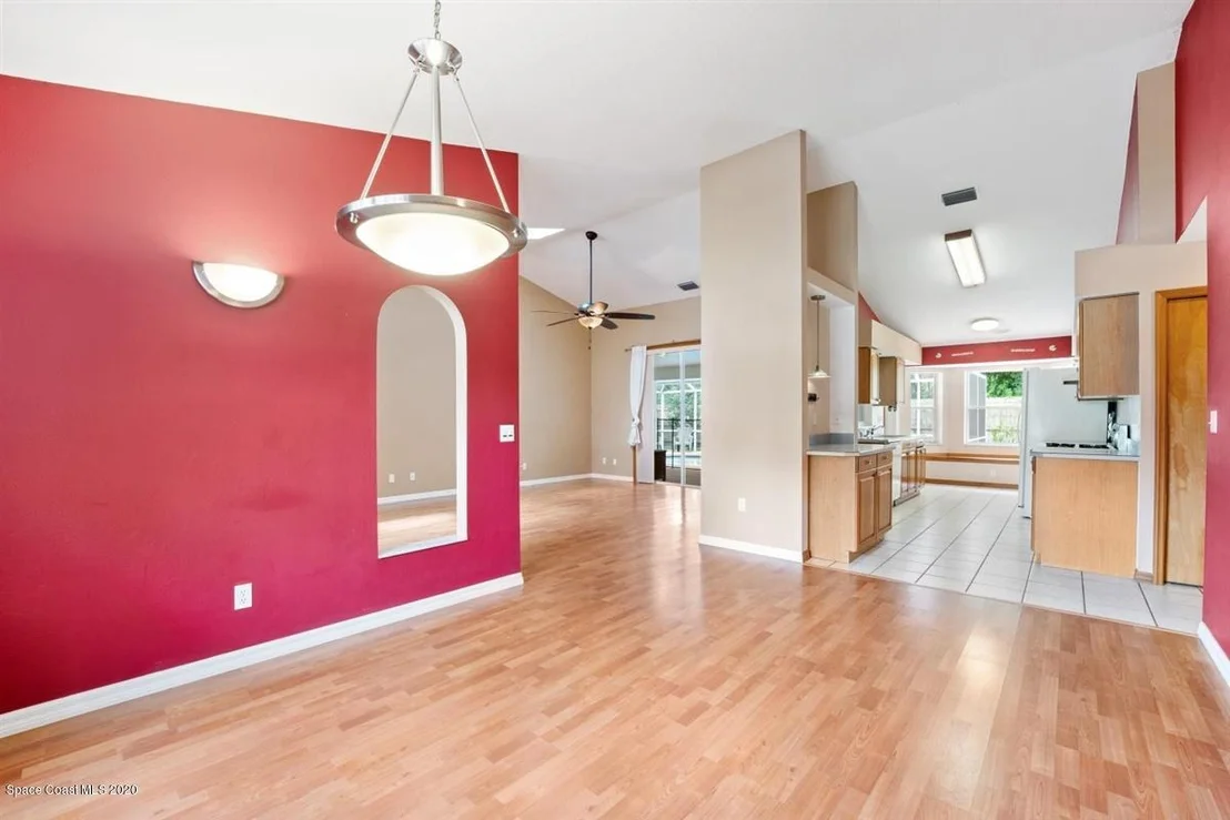 Photo of 933 Osprey Lane